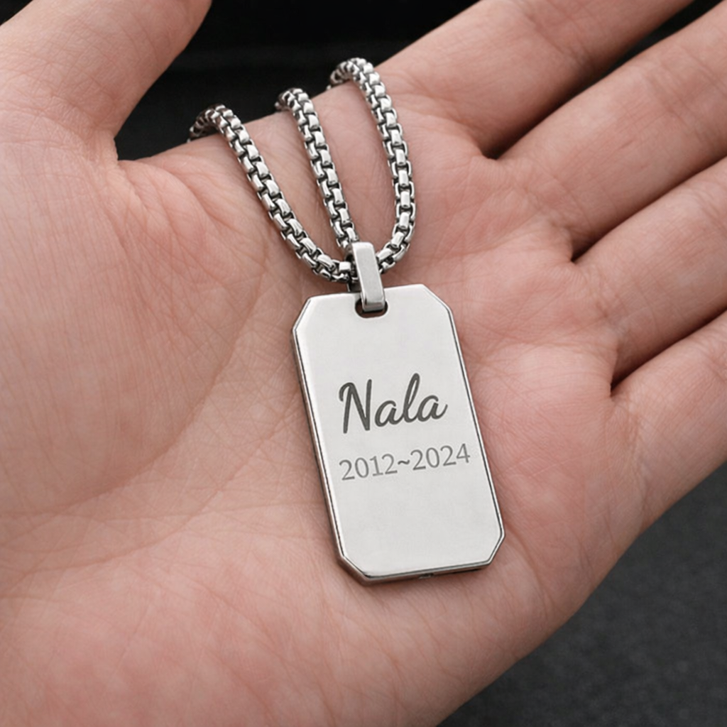 Collier plaque personnalisée gravée – acier inoxydable